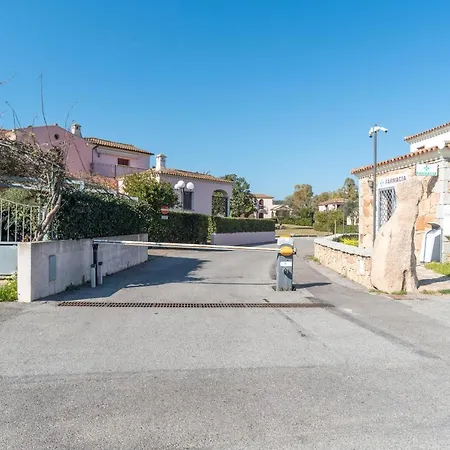 Prázdninový dům Trilocale Con Ampia Veranda Mare San Teodoro (Sardinia)
