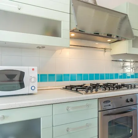 Trilocale Con Ampia Veranda Mare Vakantiehuis *